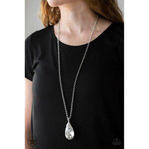 Spellbinding Sparkle- White Necklace